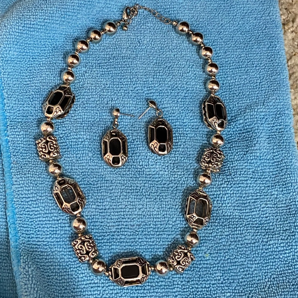 Vintage black onyx silver necklace & earrings